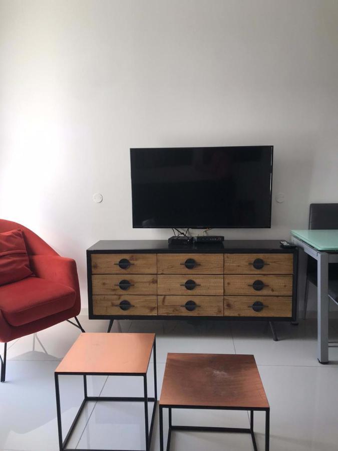 Modern Flat On Best Location In Town Jerusalem Exterior foto